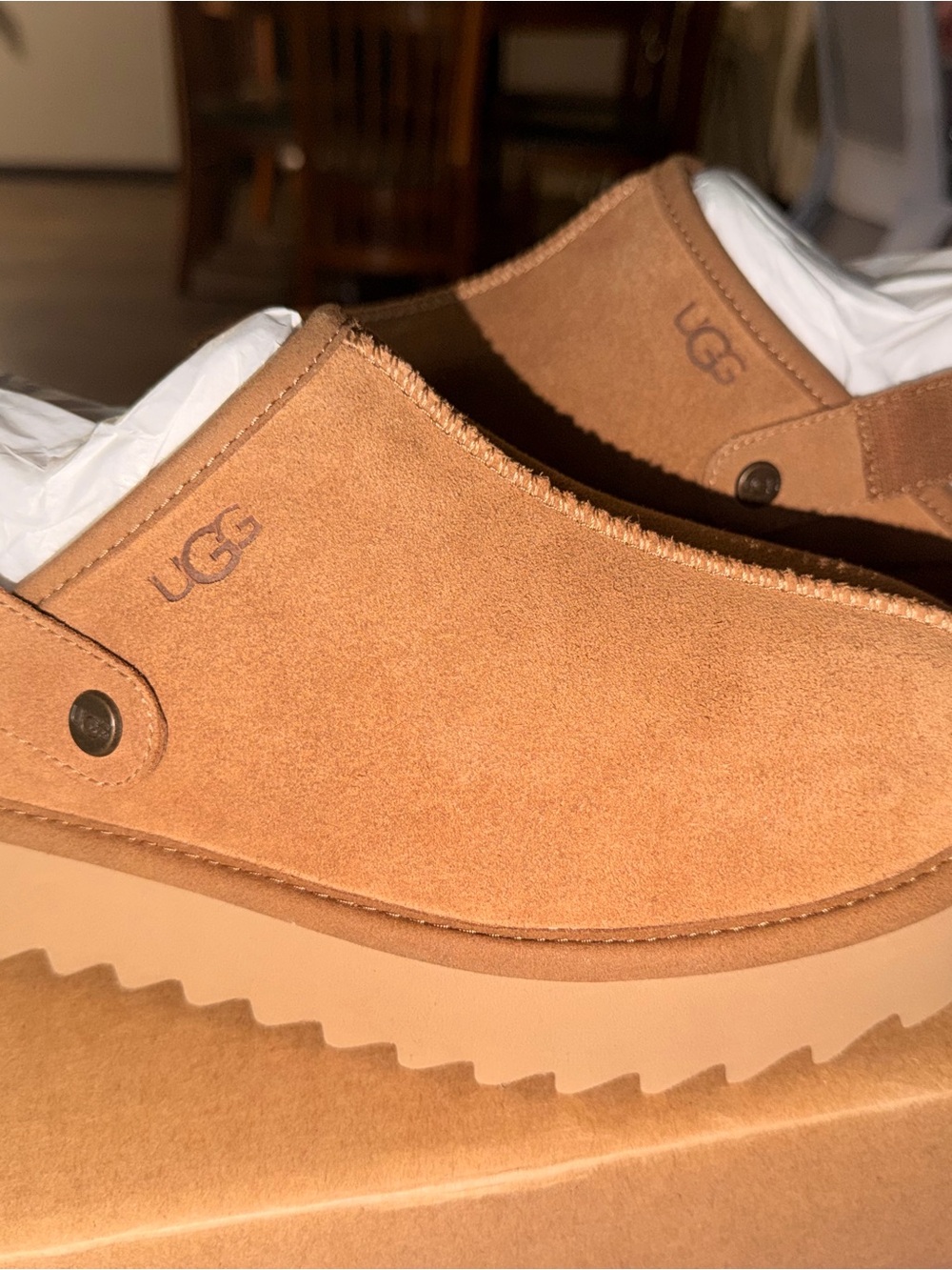 UGG Men’s Chestnut/Tan Suede Slip-On Platform Clog
